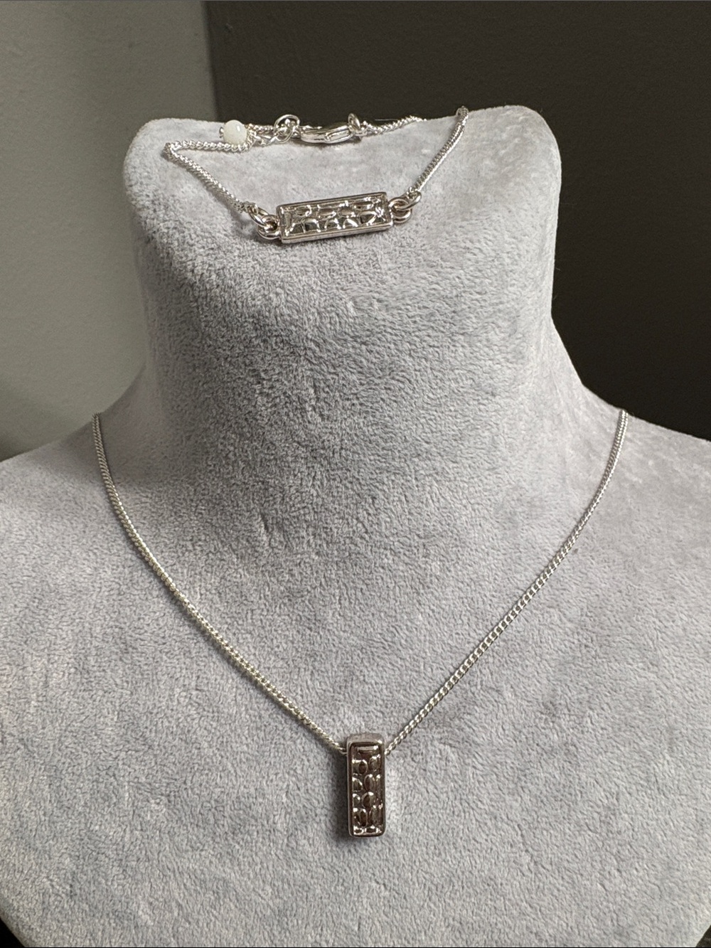 NWT Silver Rectangular Pendant Necklace and Bracelet Set
